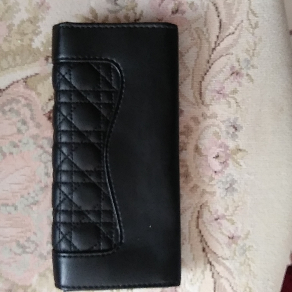 Wallet - Picture 2 of 4